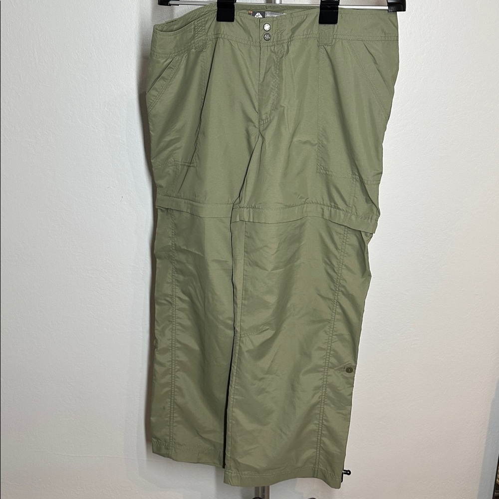 NWOT Nike Green Convertible Trail Pant. Sz.14
